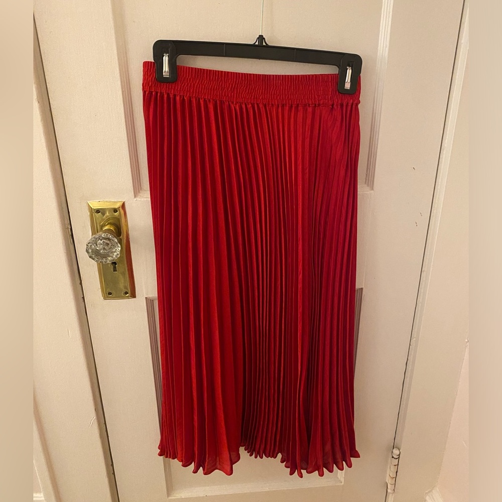 Red Banana Republic Ruffled Midi Skirt